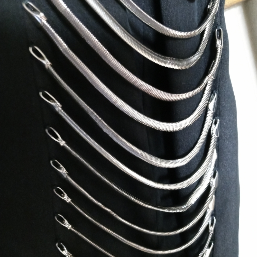 Black mini dress (to the top of knee) - Picture 3 of 5